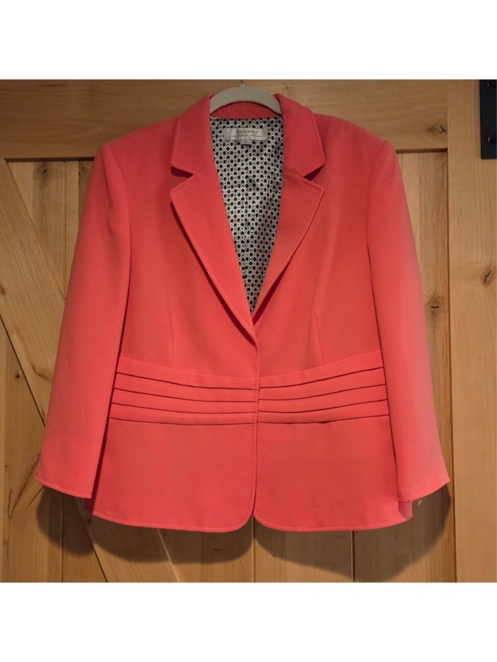 Tahari Jacket Women's Size 18 Coral Pink Pintuck Pleat